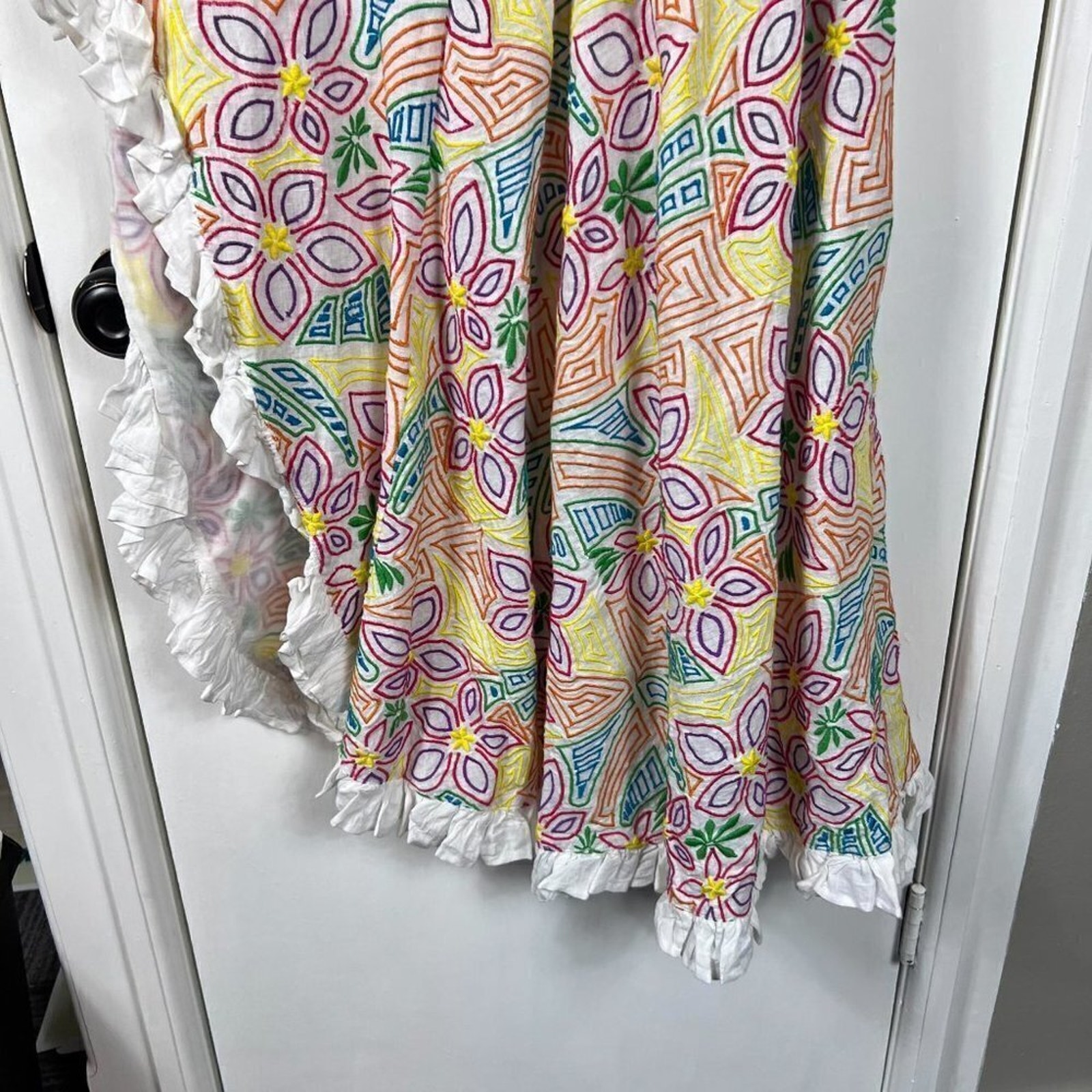 All Things Mochi Embroidered Floral Linen Wrap Maxi Skirt White Multi S Nwt — image 6 of 8